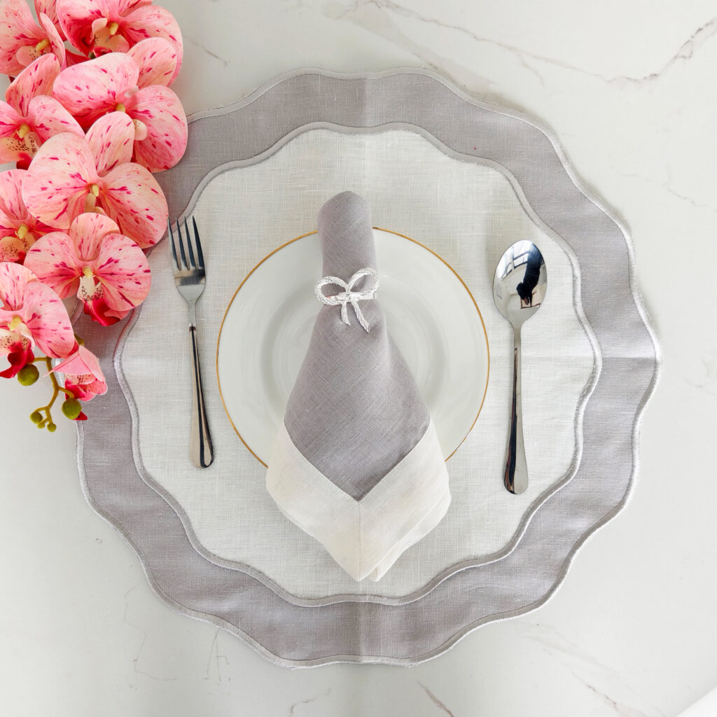 Luxury 100% Linen Dinner Wedding Placemats Napkins Reusable Handmade Embroidered Scalloped Edge Scalloped Edge Modern Home