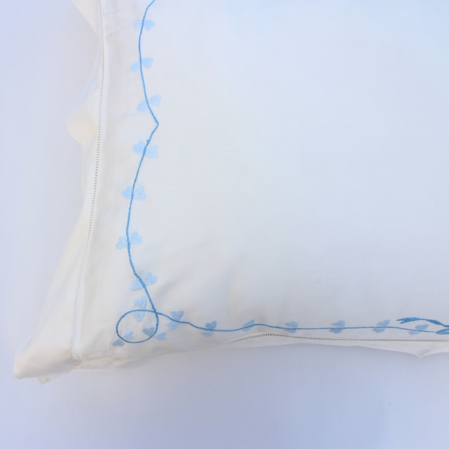 Hand embroidery with heart pattern pillowcase or bed set