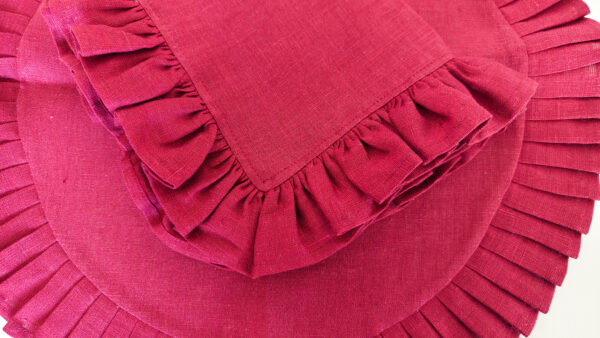 2025-09-16 10.06.12 Elegant Wine Red Linen Table Set - Pleated Round Placemat + Ruffle Napkin