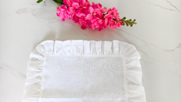 White Linen Ruffle Placemat – Timeless Elegance for Your Table